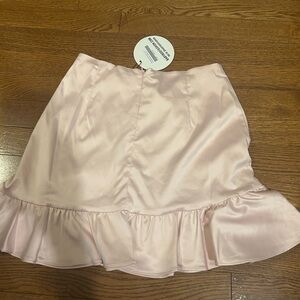 Chic Satin Ruffle Mini Skirt in Soft Pink